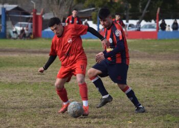 SE MUEVEN AL RITMO DE LOS AMISTOSOS