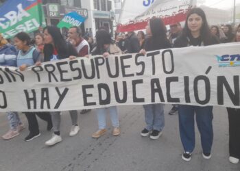 CUANDO LA PROTESTA SE HIZO FIESTA