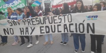 CUANDO LA PROTESTA SE HIZO FIESTA