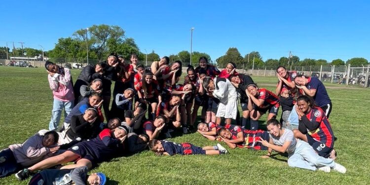 ¡LAS “CUERVAS” SON TRICAMPEONAS!