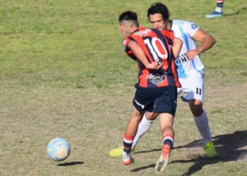 SANLO SE ACOMODA MIENTRAS ATLE LIDERA