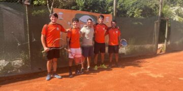 TENISTAS LOCALES SE MIDIERON EN EL INTERCLUBES