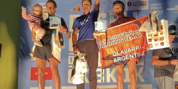 Una multitud en “Gesell Corre de Noche“