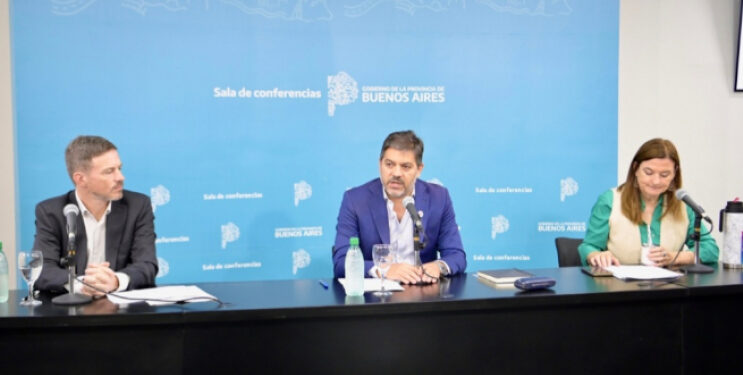 ”Hay una política deliberada del gobierno nacional de favorecer el turismo al exterior”