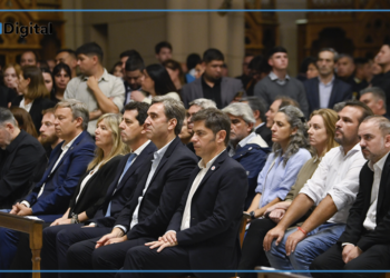 Kiciloff en el homenaje al Papa Francisco