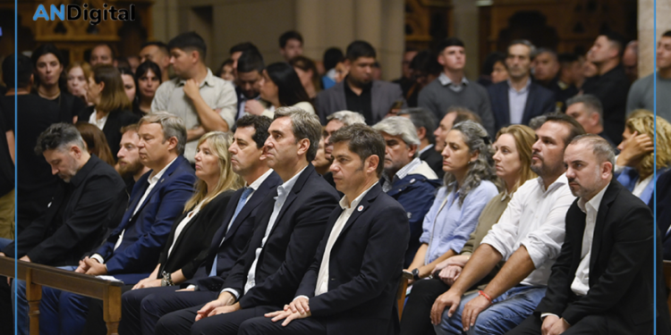 Kiciloff en el homenaje al Papa Francisco