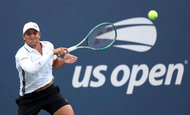 Darderi debutó con triunfo en el US Open