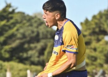 Atlético venció a Sanvi y se corta